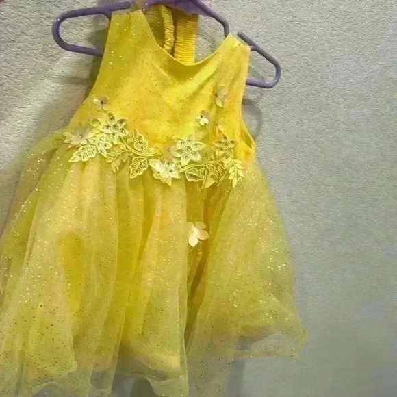 Infant Dress- 1 year old - Picture 1 of 8